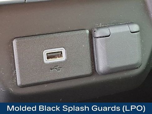 Used 2020 Chevrolet Silverado 1500 Custom w/ Custom Value Package image 27