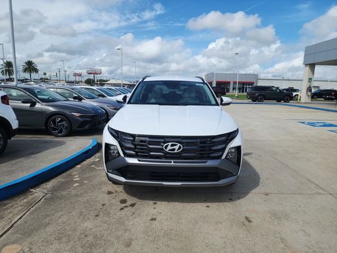 Used 2026 Hyundai Tucson SEL Plus FWD image 2