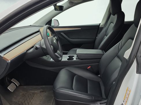 Used 2023 Tesla Model Y Long Range AWD/4WD image 17