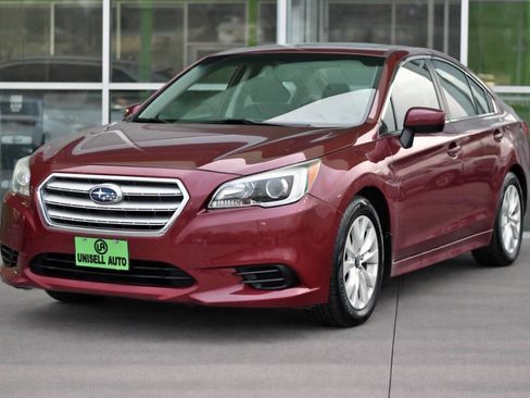 Used 2015 Subaru Legacy 2.5i Premium w/ Moonroof Package image 3