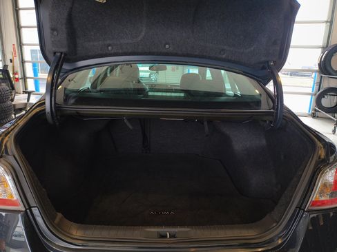 Used 2014 Nissan Altima 2.5 SL w/ Technology Package image 7