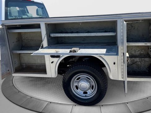 Used 2017 Ford F250 XL w/ Power Equipment Group image 16