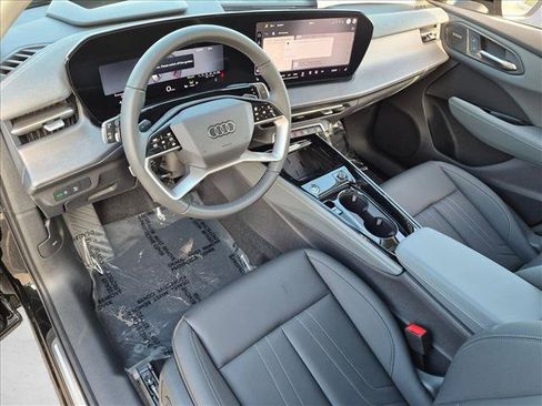 New 2026 Audi Q3 quattro 2.0T AWD/4WD image 3
