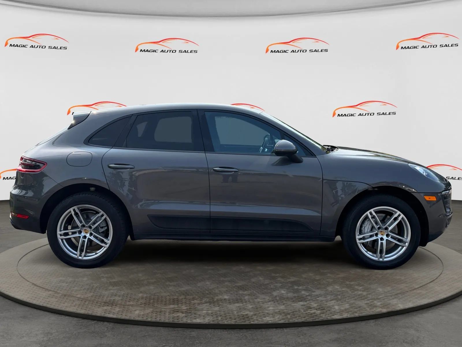 Used 2016 Porsche Macan S AWD/4WD image 6