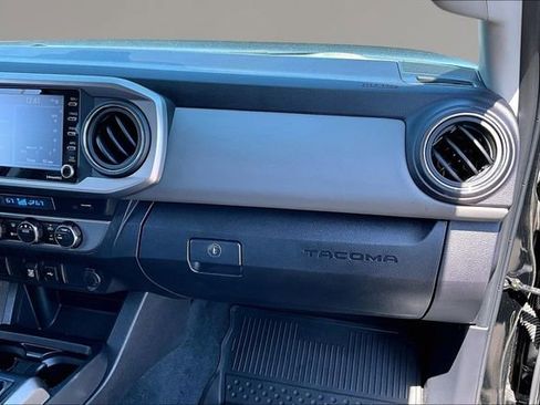 Used 2023 Toyota Tacoma SR5 w/ Technology Package image 21