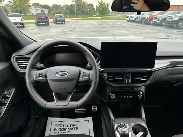 Used 2024 Ford Escape ST-Line Select w/ Tech Pack #1 AWD/4WD image 16