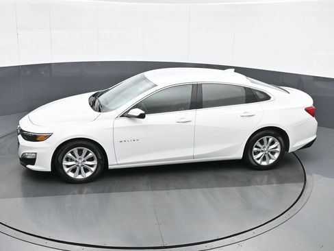 Used 2025 Chevrolet Malibu LT FWD image 18