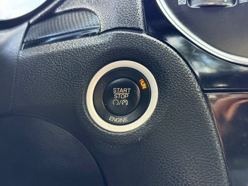 Used 2015 Chrysler 300 S RWD image 43