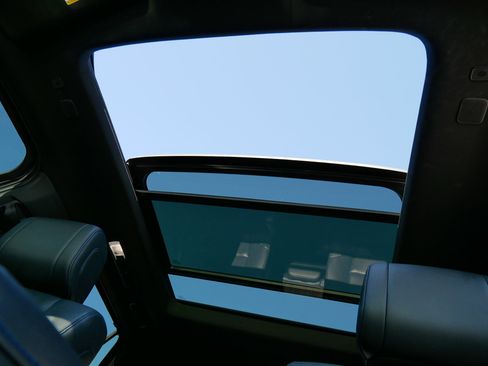 Used 2023 Toyota Sequoia 4WD image 43