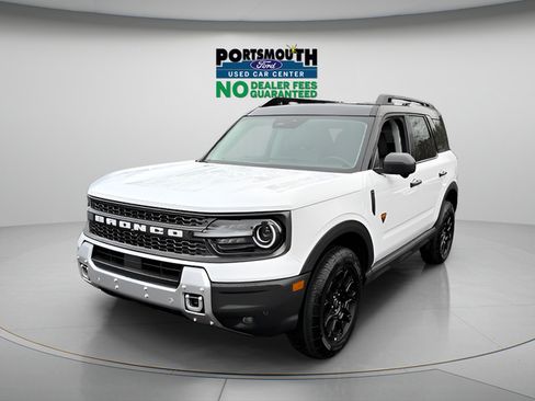 Used 2025 Ford Bronco Sport Badlands AWD/4WD image 16