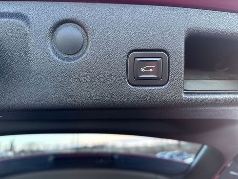 Certified 2019 Chevrolet Equinox LT image 37