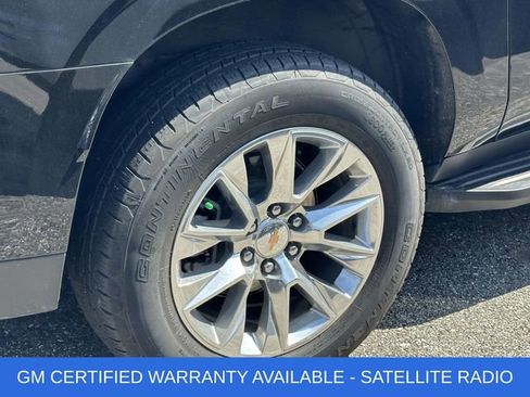 Used 2025 Chevrolet Suburban Premier w/ Sun And Tow Package image 6
