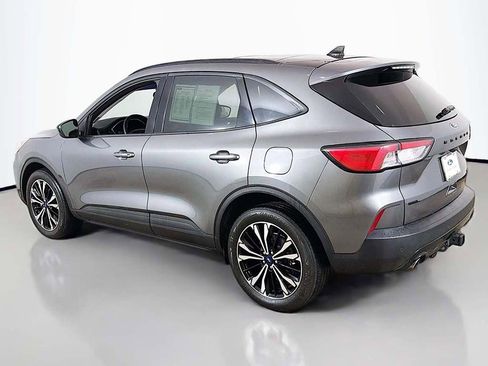 Used 2022 Ford Escape SEL w/ SEL Stealth AWD Package image 10