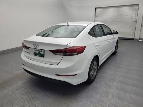 Used 2017 Hyundai Elantra SE FWD image 9