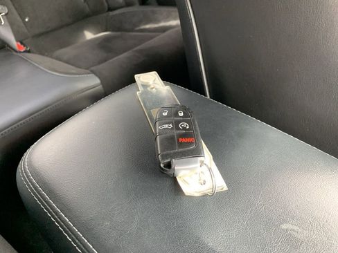 Used 2022 Dodge Charger R/T w/ Plus Group image 34