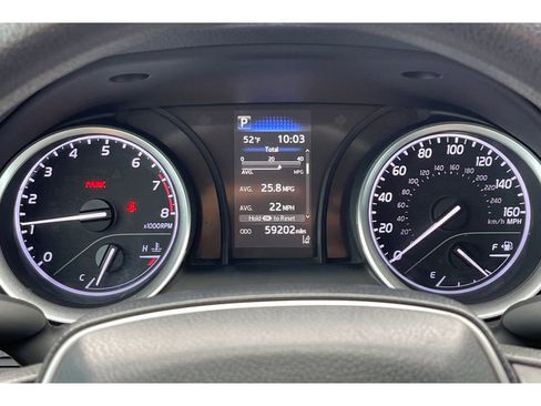 Used 2022 Toyota Camry LE w/ Carpet Mat Package (TMS) image 33