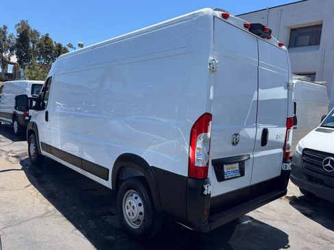 Used 2023 RAM ProMaster 2500 FWD image 7