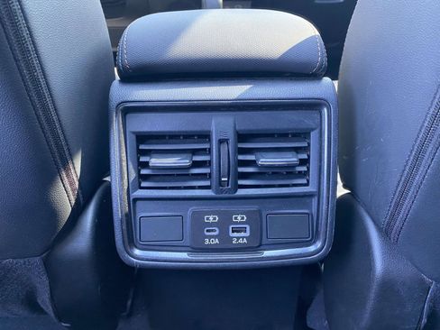 Used 2025 Subaru Forester Sport image 12