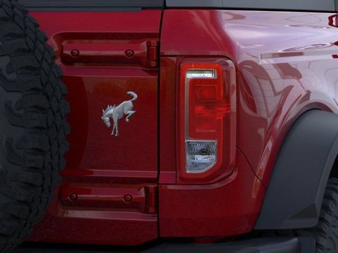 New 2026 Ford Bronco 2-Door w/ Sasquatch Package AWD/4WD image 23