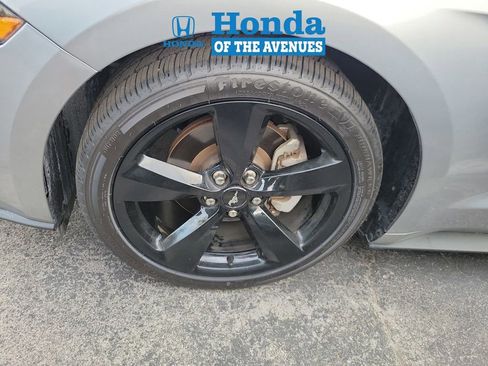 Used 2022 Ford Mustang Coupe w/ Equipment Group 101A image 4