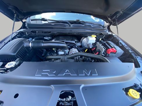 Used 2019 RAM 1500 Sport w/ Level 2 Equipment Group AWD/4WD image 7