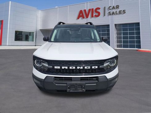 Used 2025 Ford Bronco Sport Outer Banks AWD/4WD image 2