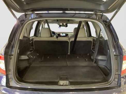 Used 2020 Honda Pilot Touring image 19