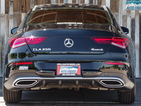 Used 2023 Mercedes-Benz CLA 250 4MATIC image 5