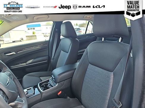 Used 2023 Chrysler 300 Touring w/ Safetytec Plus Group RWD image 14