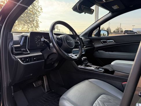 Certified 2023 Kia Sportage X-Pro AWD/4WD image 9