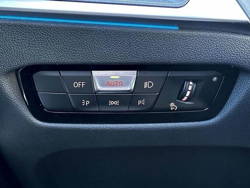 Used 2023 BMW 330i xDrive Sedan w/ Premium Package image 26