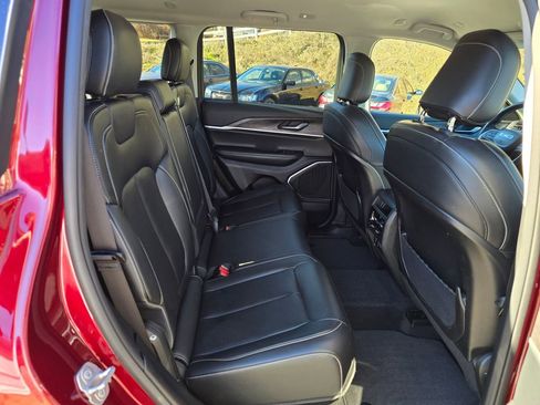 Used 2022 Jeep Grand Cherokee Limited w/ Trailer Tow Prep Group (B) image 25