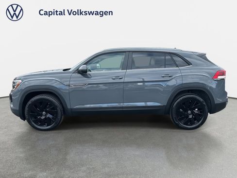 New 2026 Volkswagen Atlas Cross Sport SE image 2