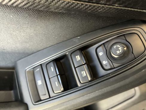 Used 2023 Subaru Crosstrek 2.0i image 15