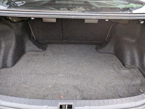 Used 2011 Toyota Corolla LE image 6