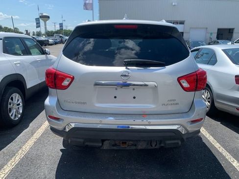 Used 2020 Nissan Pathfinder Platinum AWD/4WD image 3