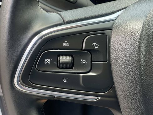 Used 2025 Buick Envista Sport Touring FWD image 11
