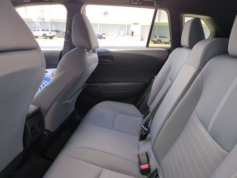 Used 2023 Toyota Corolla Cross SE AWD/4WD image 19