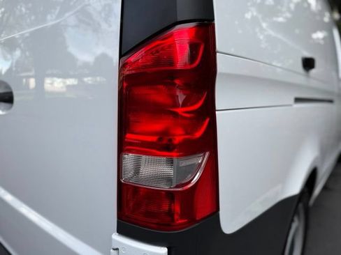 Used 2020 Mercedes-Benz Metris image 42