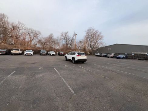 Used 2025 Toyota RAV4 LE image 15