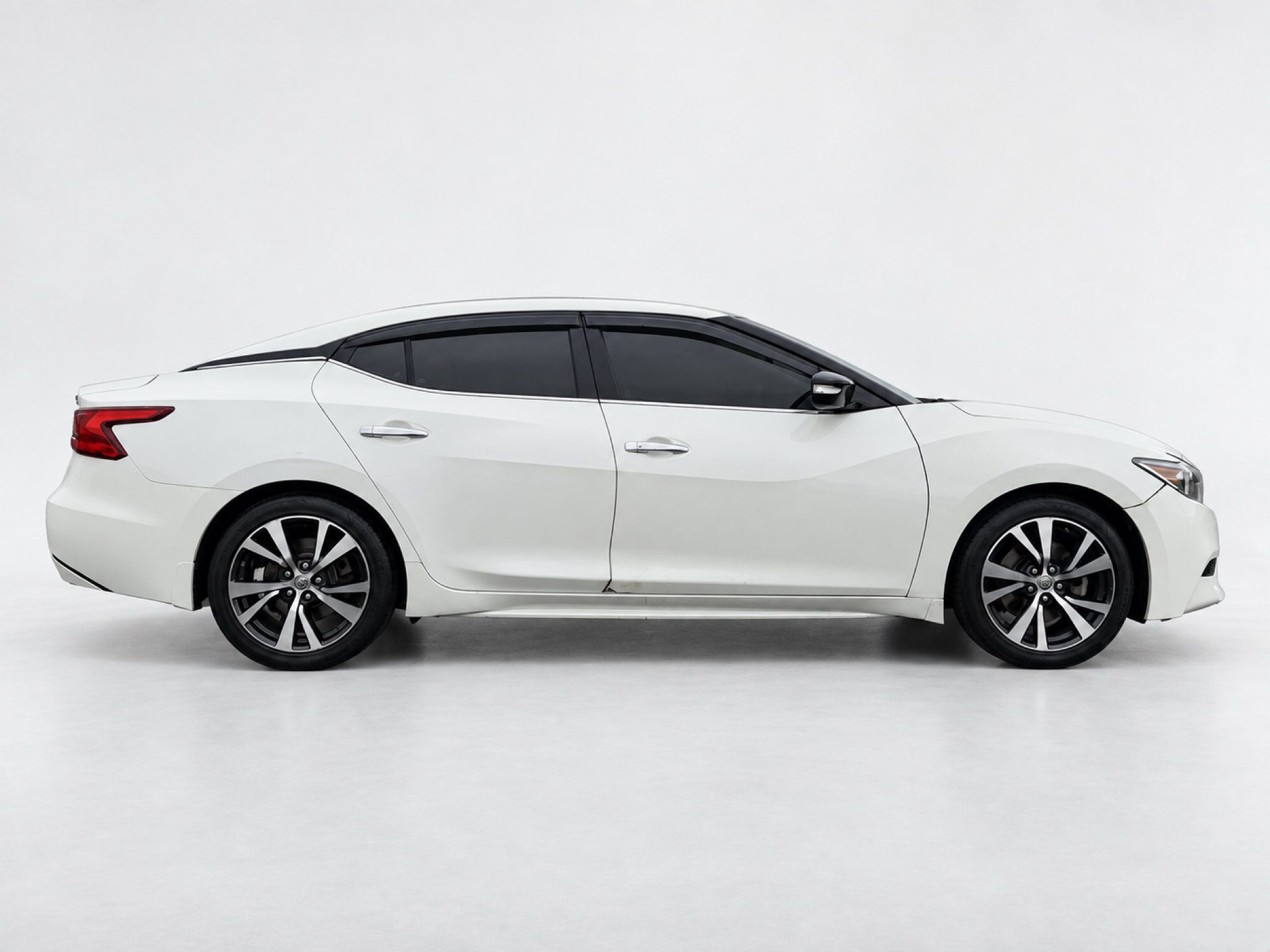 Used 2017 Nissan Maxima 3.5 SV FWD image 6