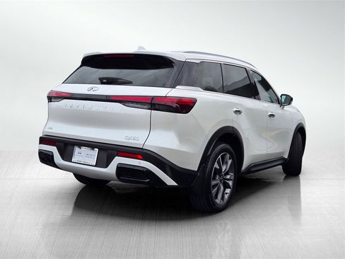 Used 2023 INFINITI QX60 Luxe image 4