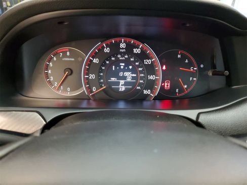 Used 2016 Honda Accord Sport image 10