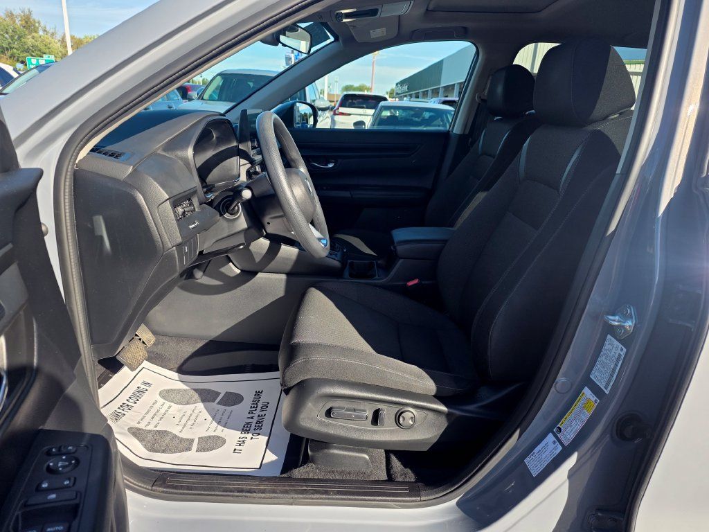Certified 2024 Honda CR-V EX image 9