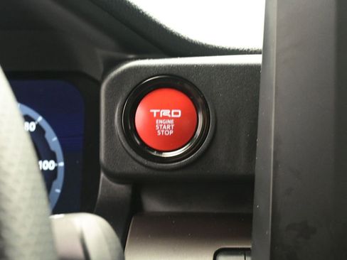 Used 2024 Toyota Tacoma TRD Sport image 6