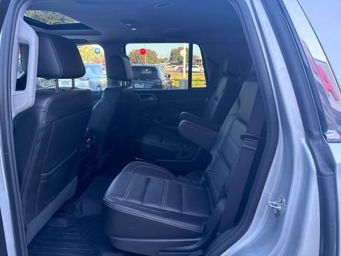 Used 2018 GMC Yukon Denali AWD/4WD image 5