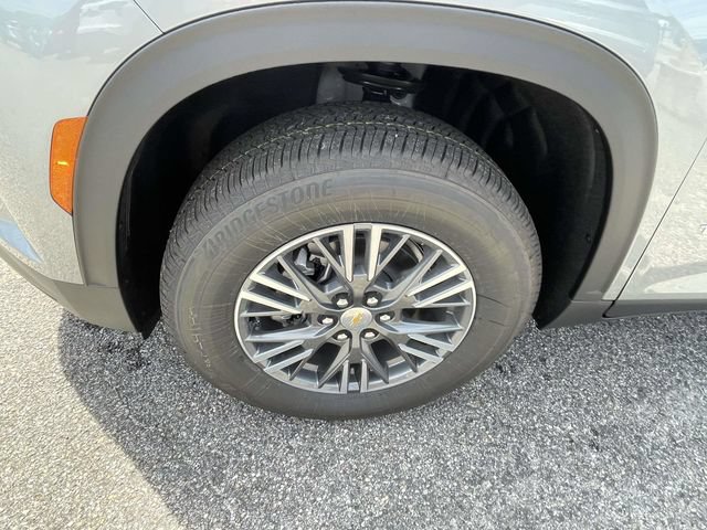 New 2026 Chevrolet Traverse LT FWD image 9