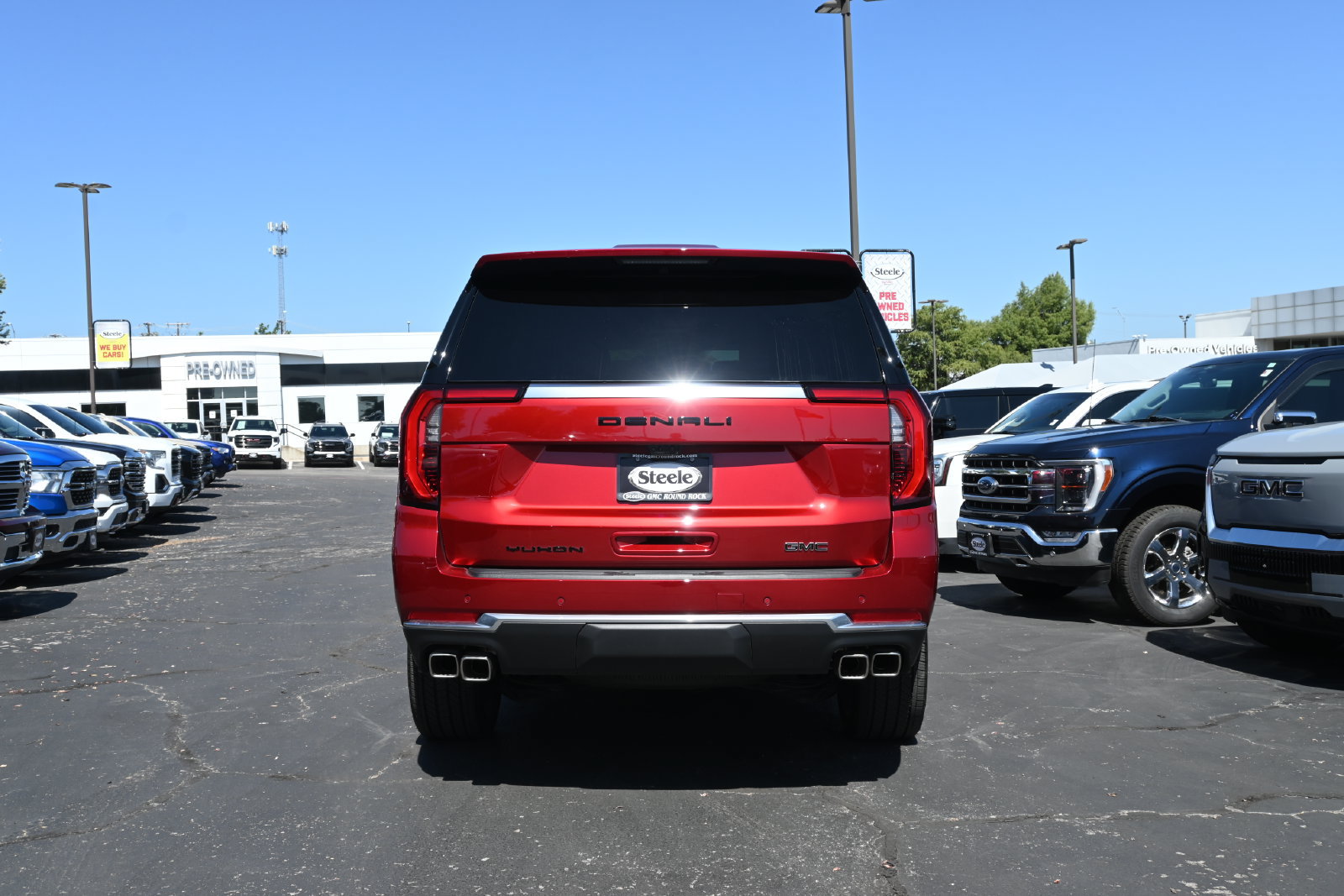 New 2026 GMC Yukon Denali w/ Denali Reserve Package AWD/4WD image 12