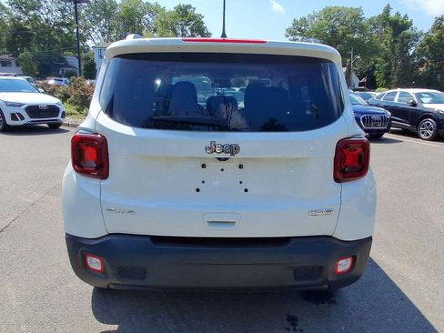 Used 2021 Jeep Renegade Latitude w/ Luxury Group I AWD/4WD image 24