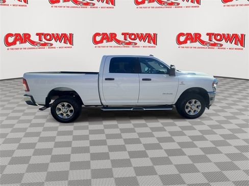 Used 2023 RAM 2500 Big Horn w/ Level 1 Equipment Group image 9